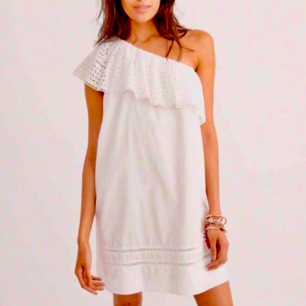 NWT Abercrombie & Fitch Off the shoulder Eyelet Dress Size L